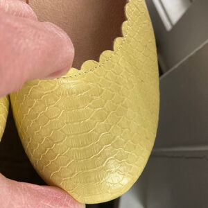 Women's Vionic Ballet Flats Size 6.5 Yellow/spring/summer